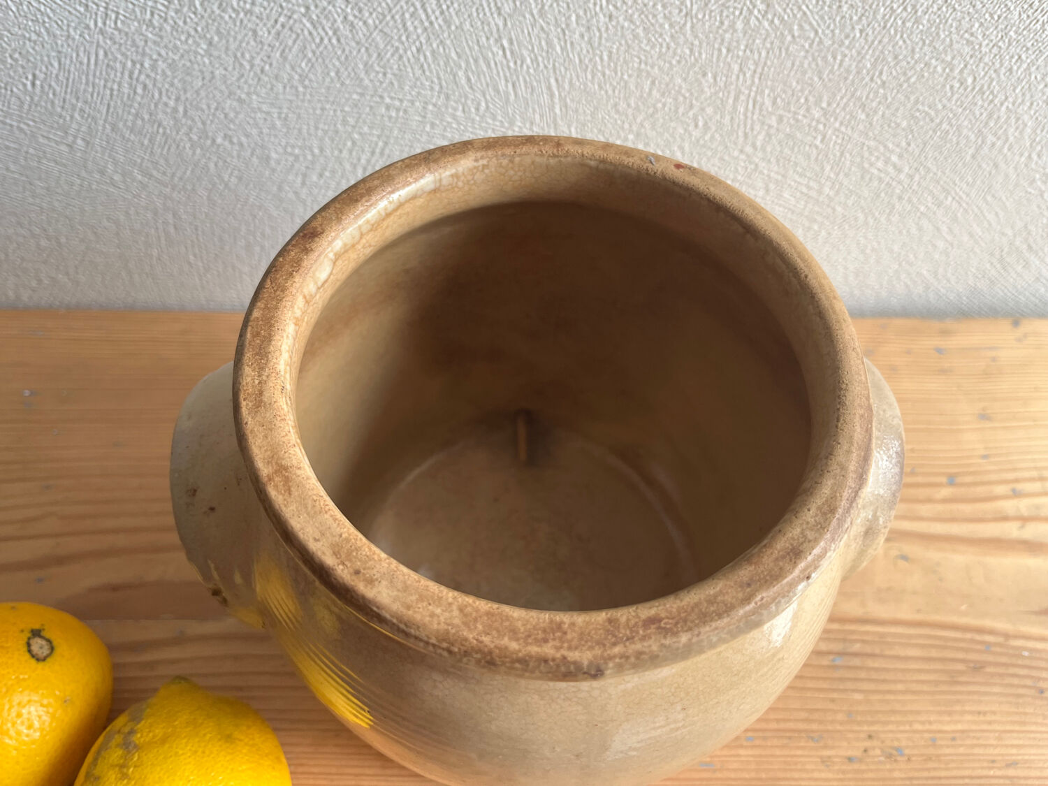 Old stoneware pot / storage jar / jam jar