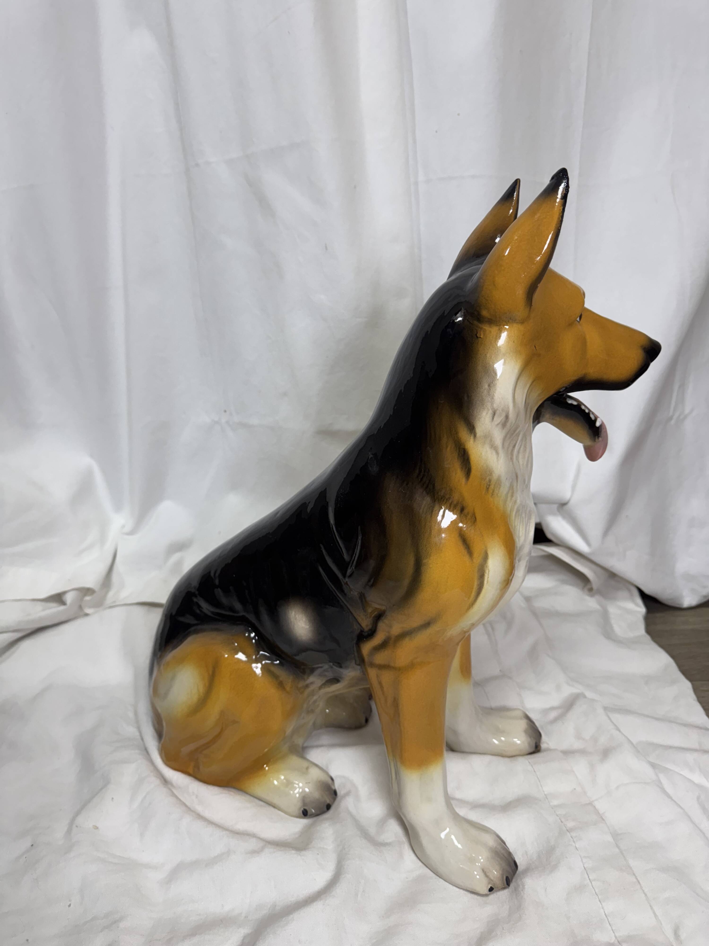 Ceramic dog, German shepherd