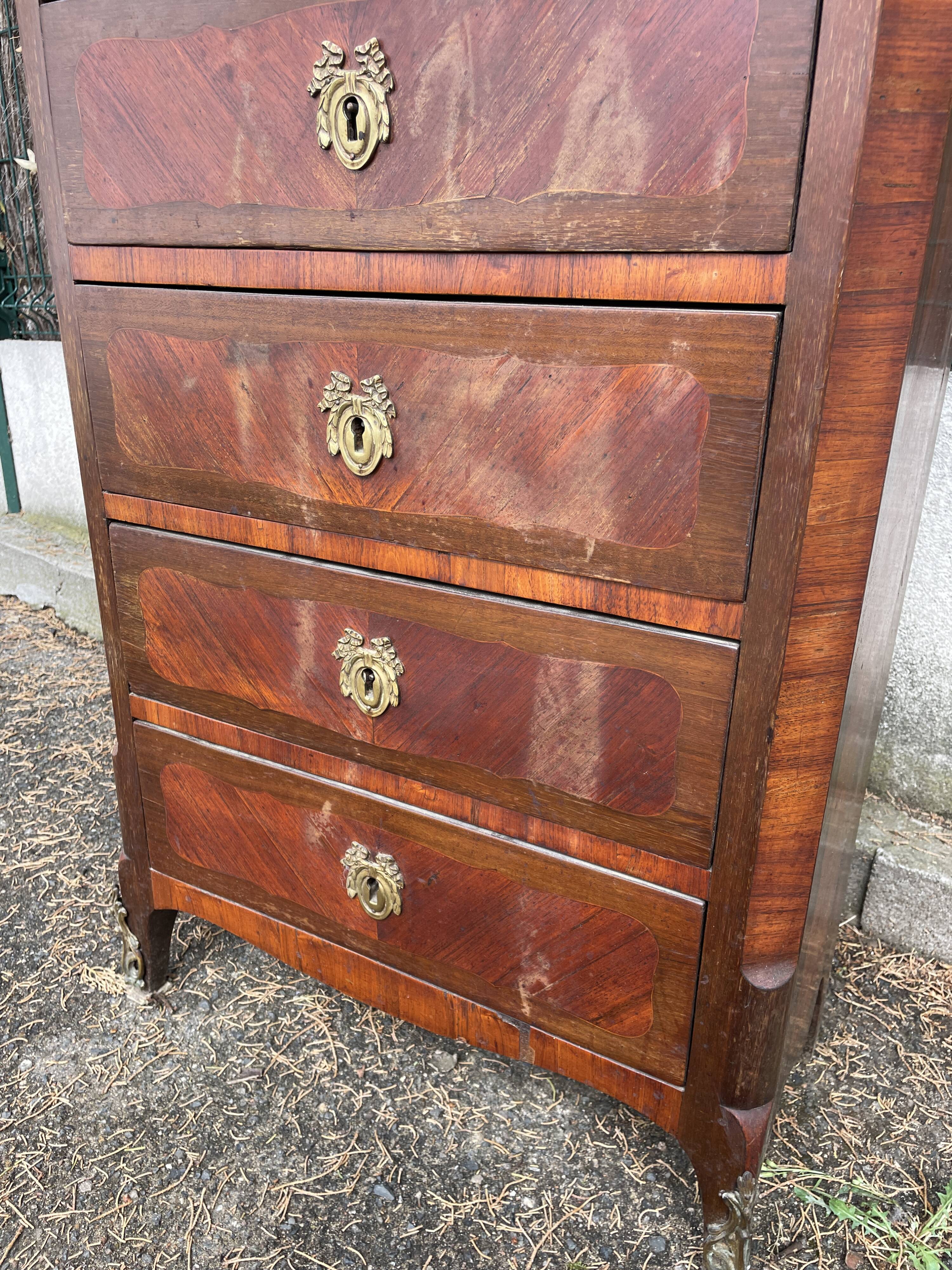 Weekly / chiffonnier, chest of drawers with 8 drawers in marquetry, marble top.