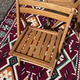 Pair of 80' folding chairs