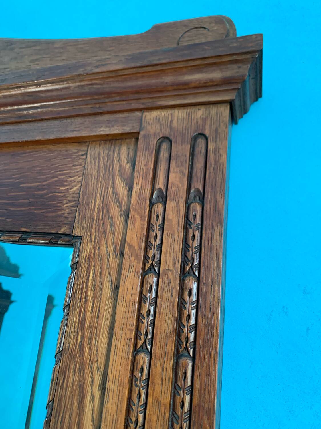 Antique carved solid wood buffet mirror, late 19th century.