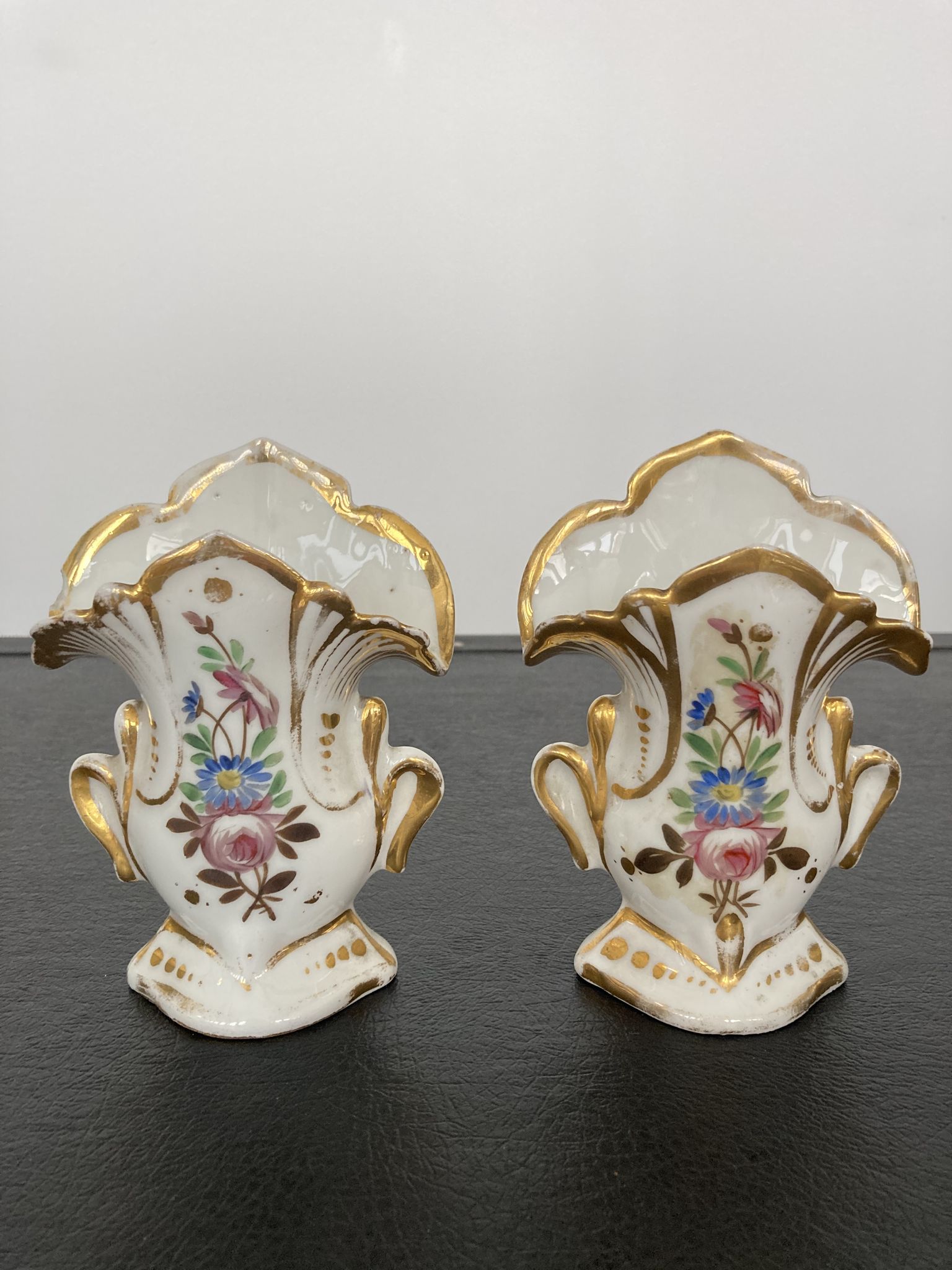 Pair of porcelain wedding vases XIXth