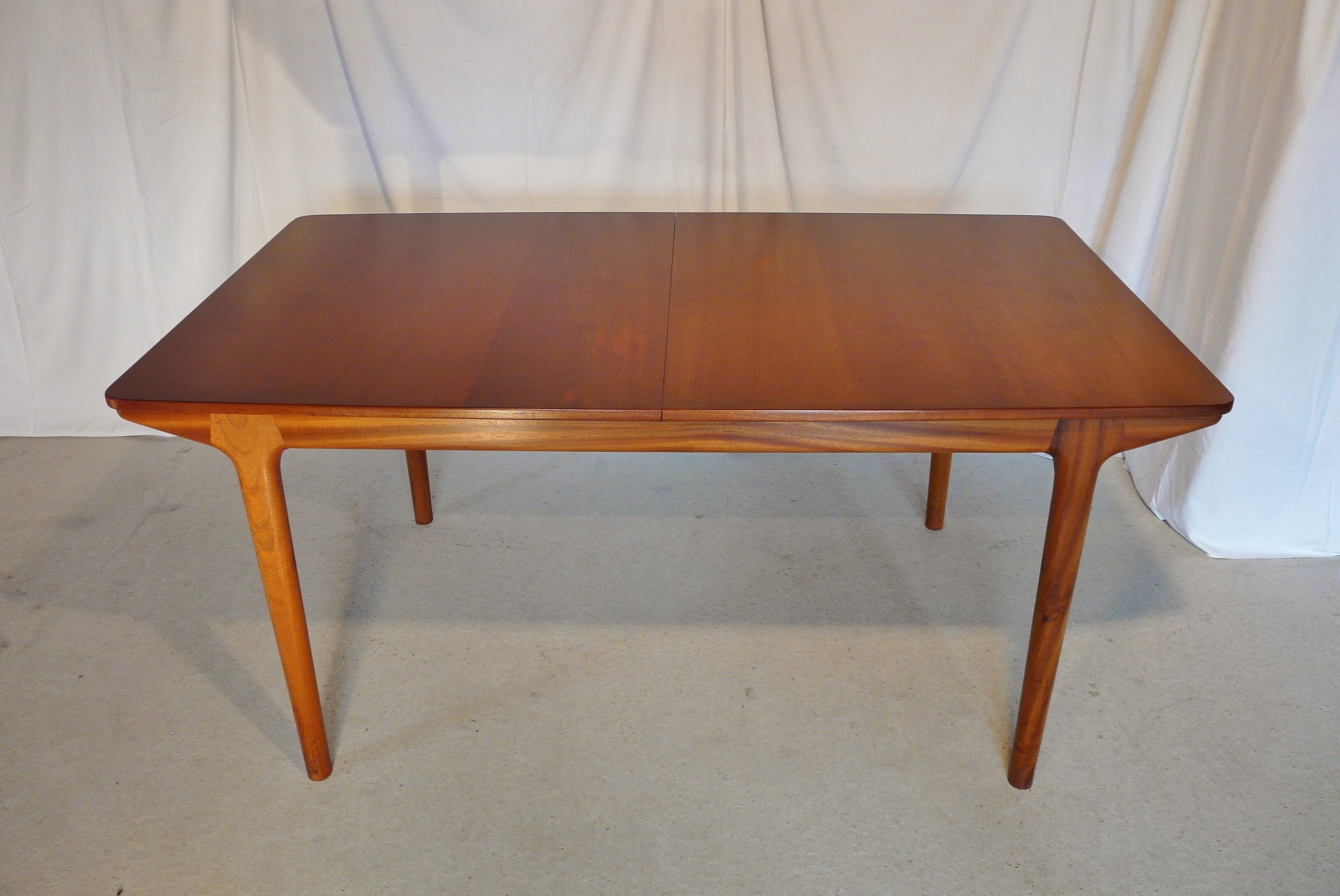 Extendable table set and six Scandinavian Teak Mc Intosh chairs