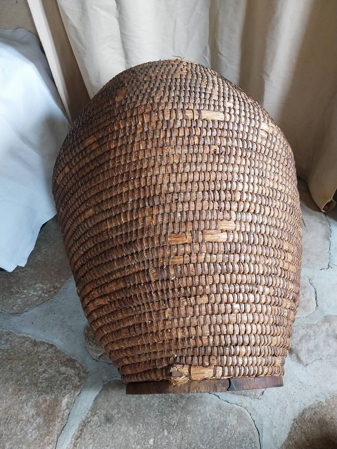 Woven straw basket