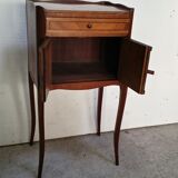 chest of drawers of vestibule where entrance hall