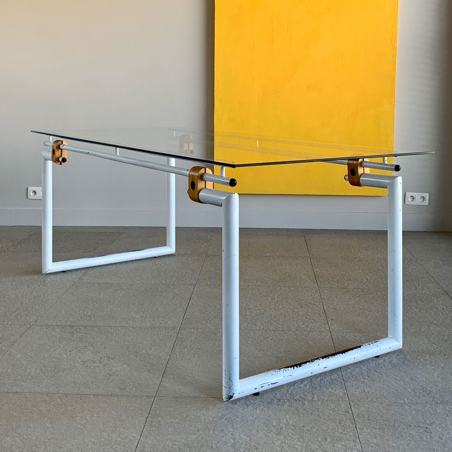 Bureau structure tubulaire et verre, 70s