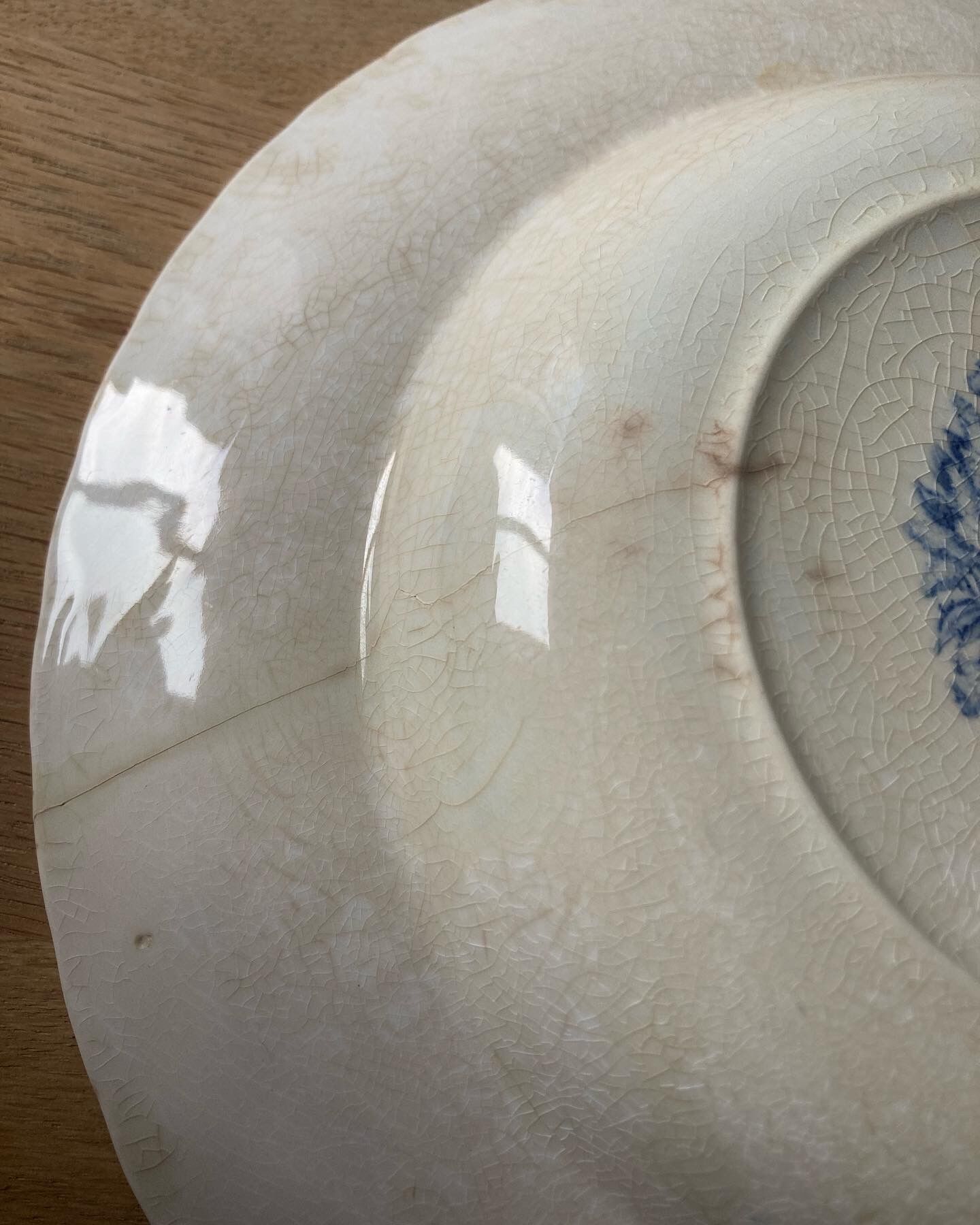 Hollow plate English Iron Earth