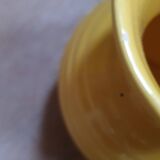 Vase boule en porcelaine jaune curry Poët Laval- LPR22055