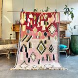 Pink and red Berber Boujad rug in wool, bohemian decor.