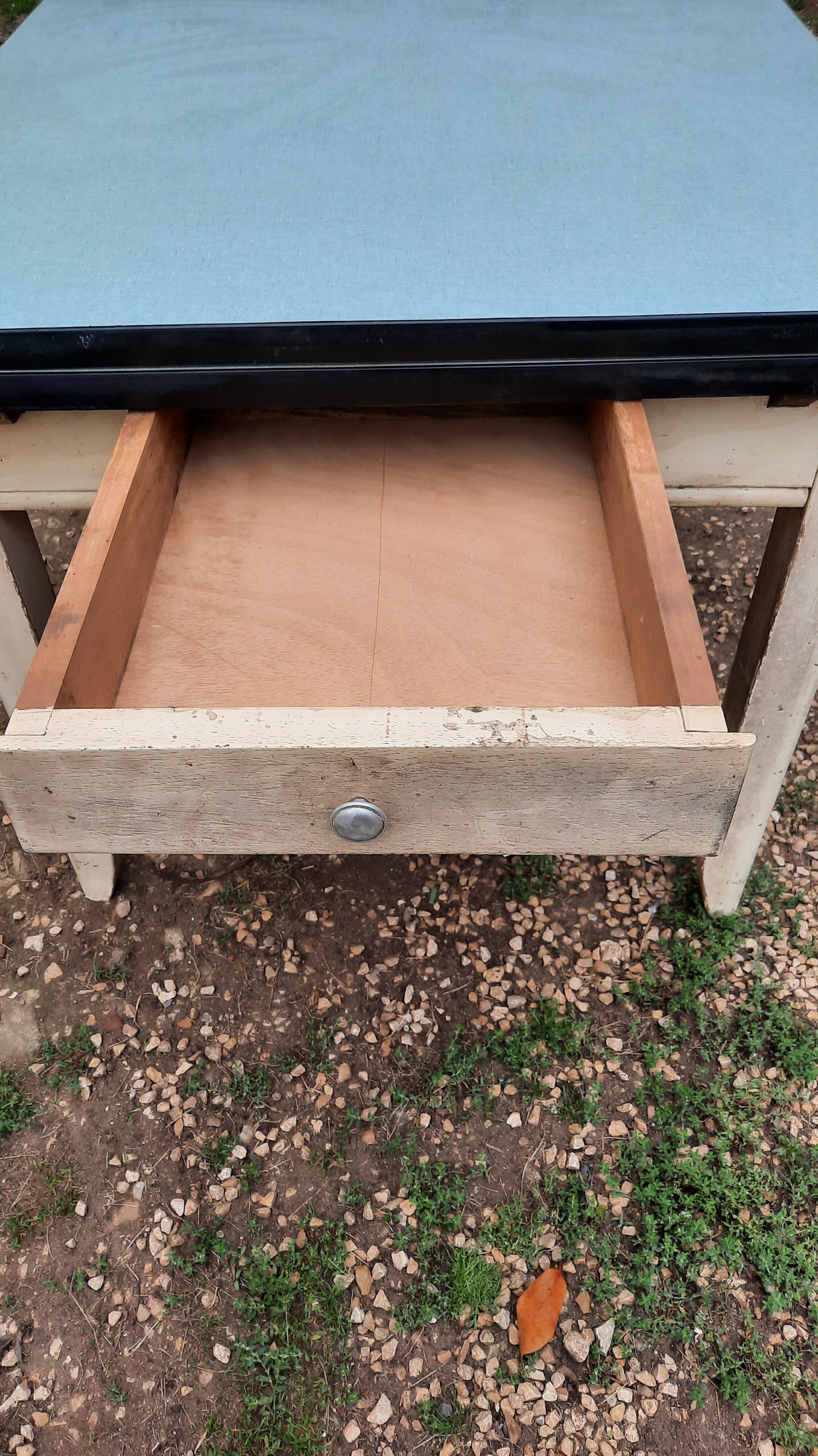 Kitchen table year 50