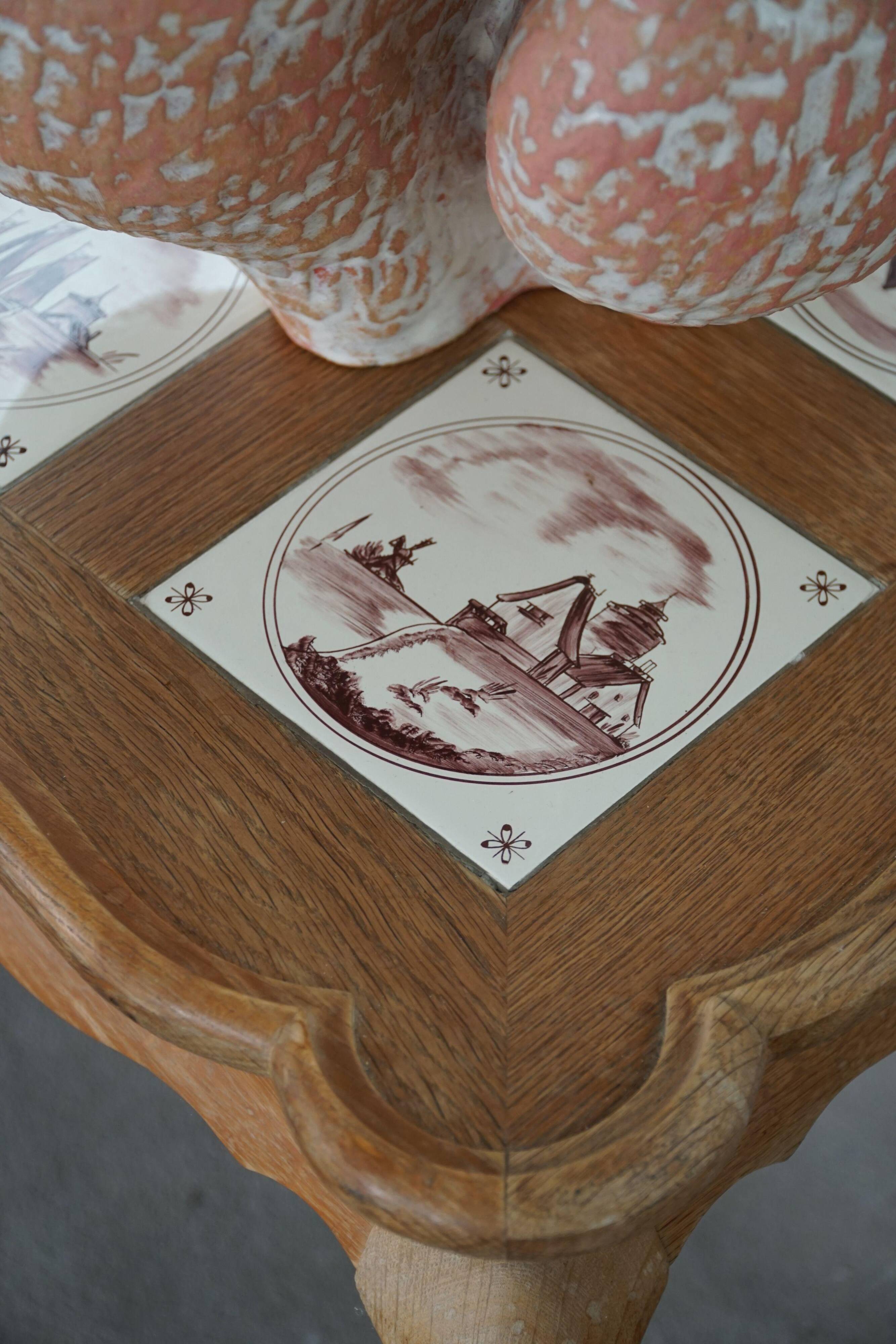 Modern Danish coffee table/console in oak with tiled top, Frits Henningsen, 1950s.