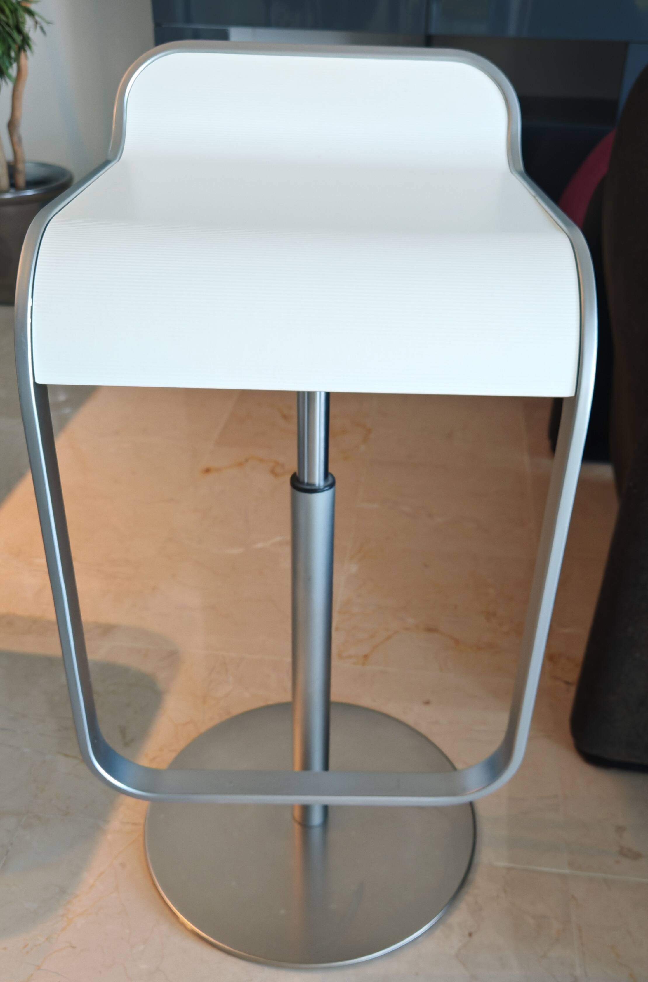 4 LEM stools designed by Lapalma Azumi