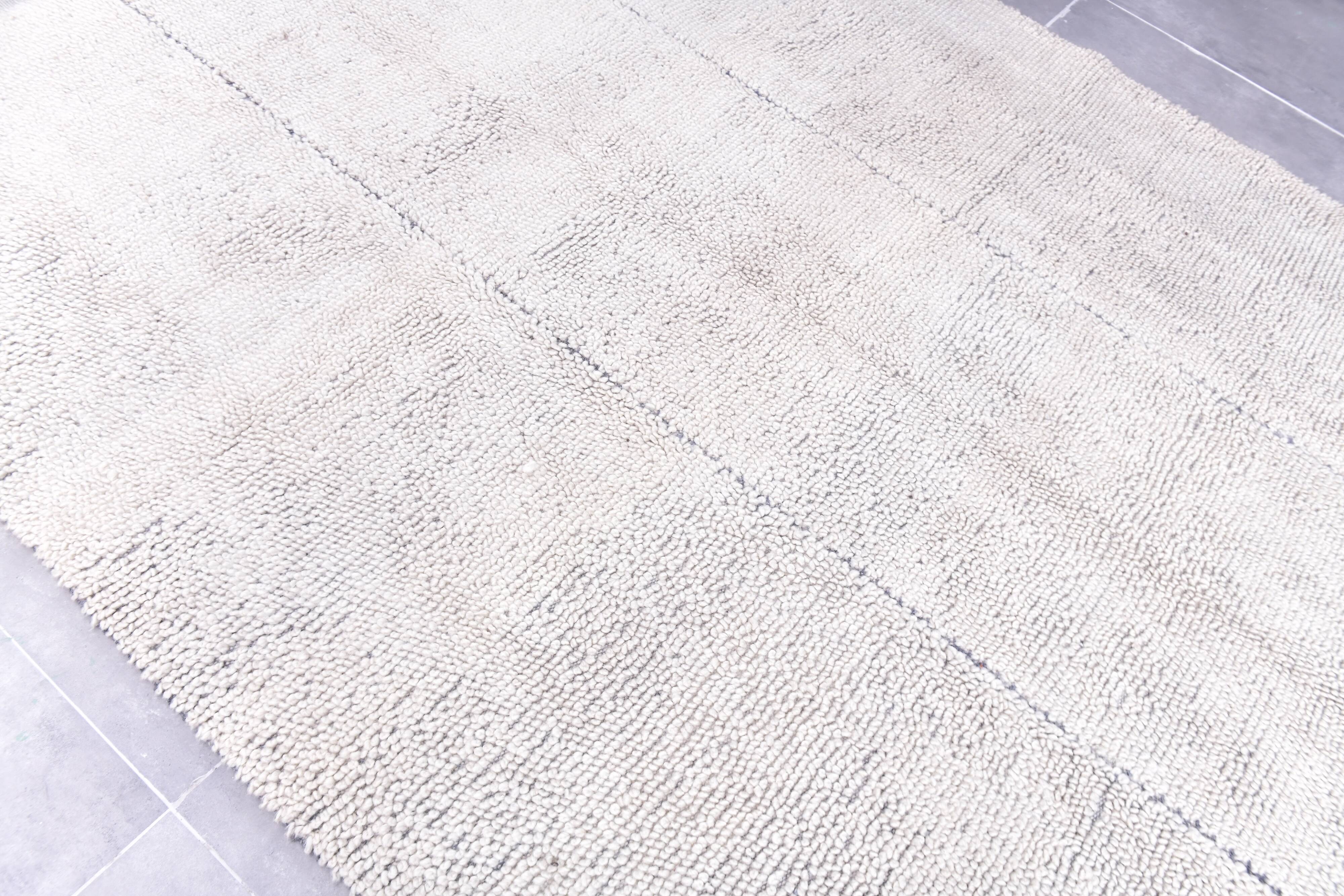 7x10 Light Blue Wool Handmade Woshable Moroccan Rug, 206x304Cm