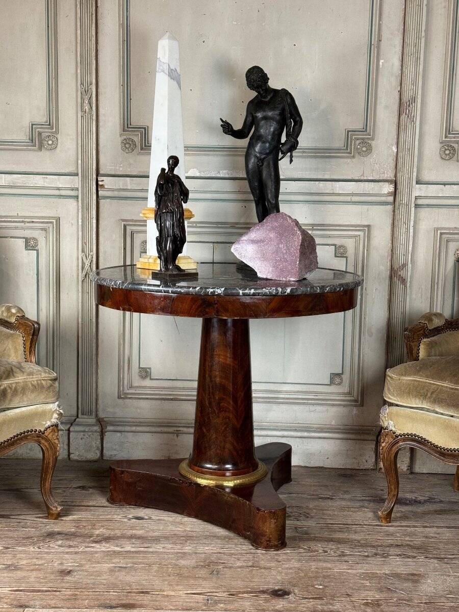 Empire style pedestal table in mahogany, gilt bronze, grey Saint Anne marble top, circa 1800