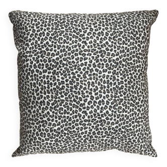 Leopard cushion
