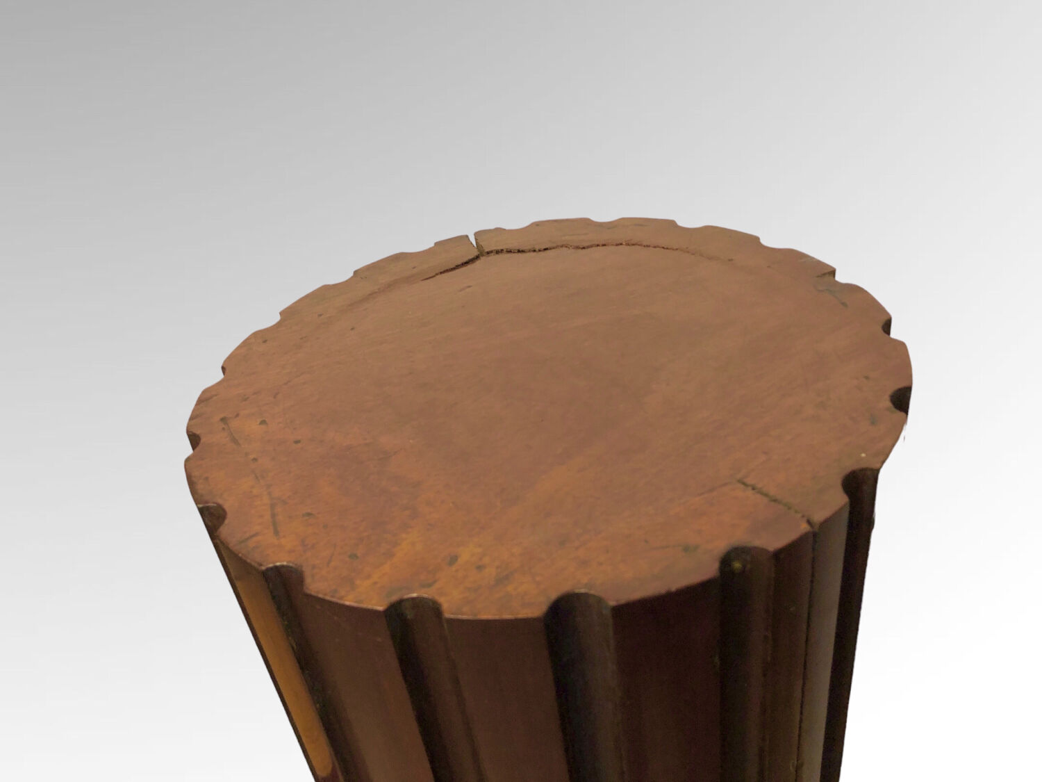 Neoclassical style fluted cylindrical column in mahogany and brass, 19th century