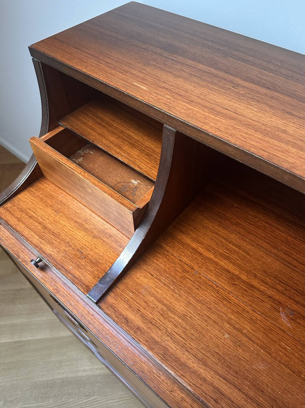 Italian Secretary / Commode by Gianfranco Frattini / Bernini