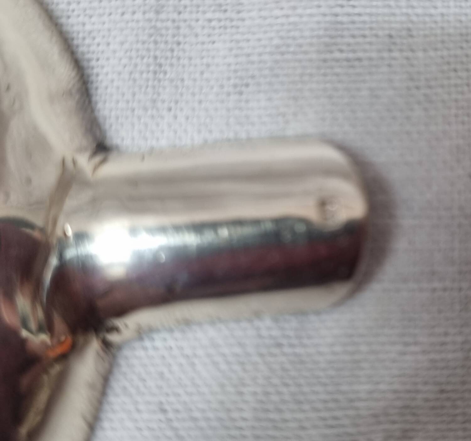 Individual table ashtray