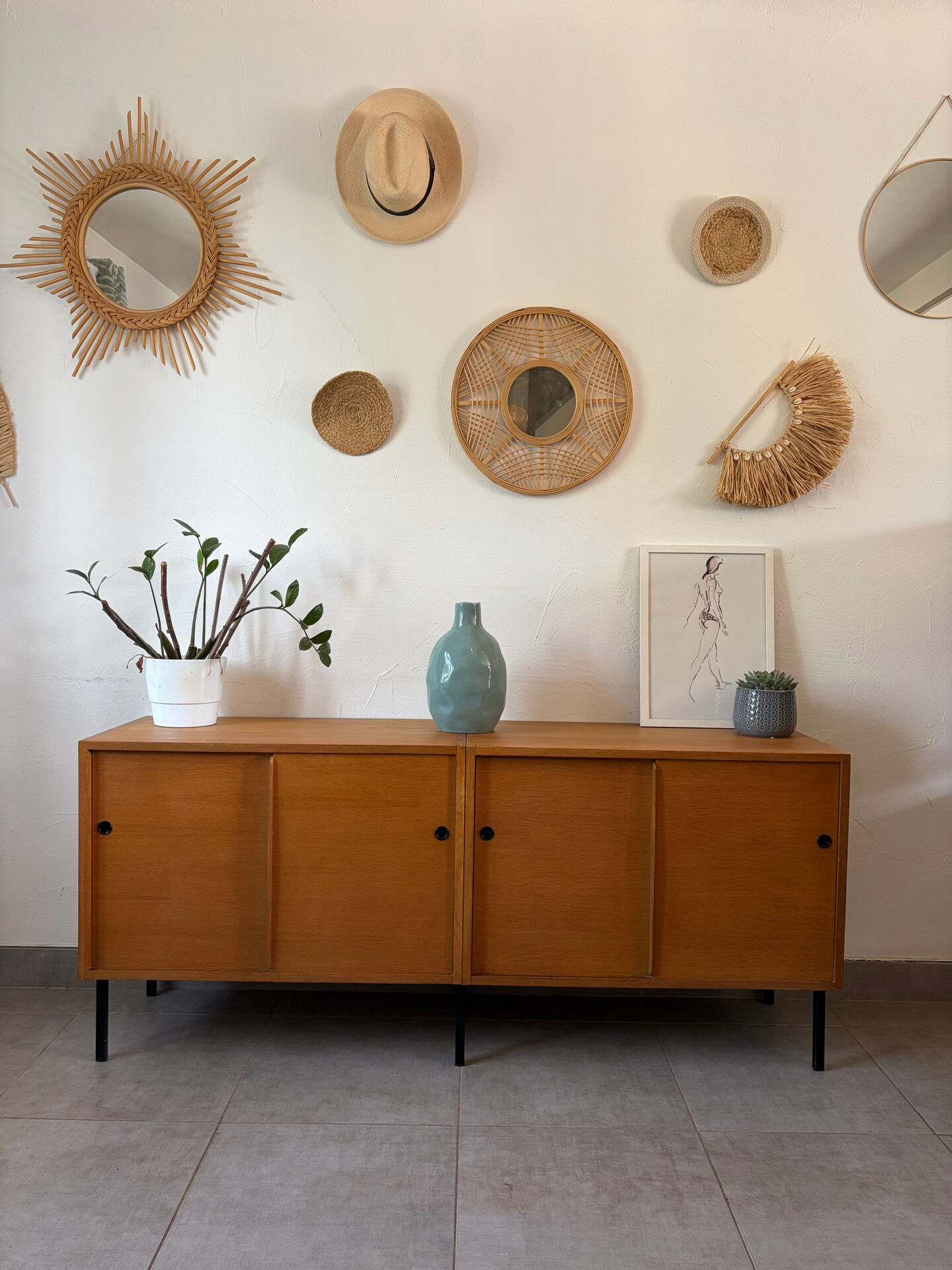 Vintage school enfilade