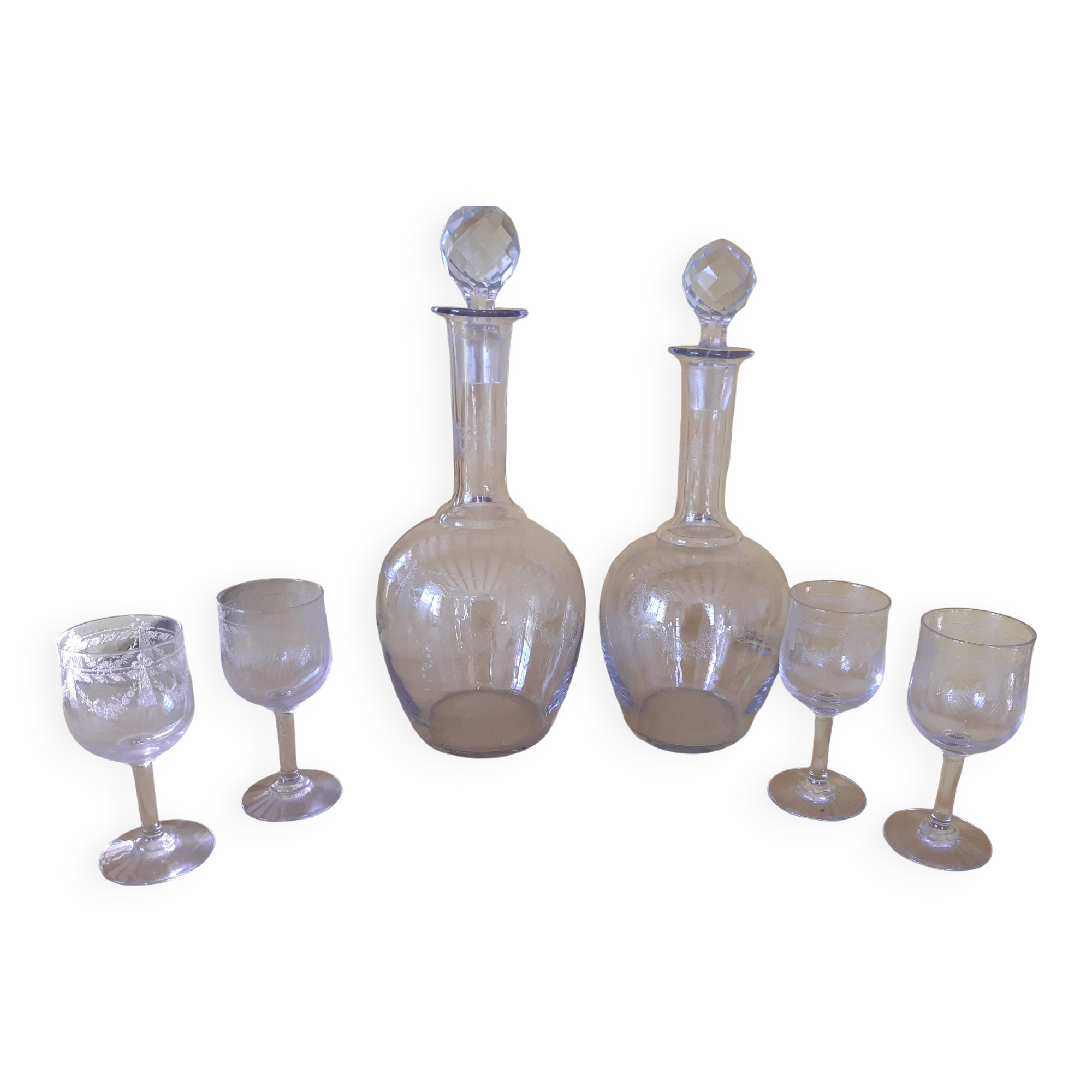 Set of 2 carafes and 4 Saint-Louis crystal aperitif glasses