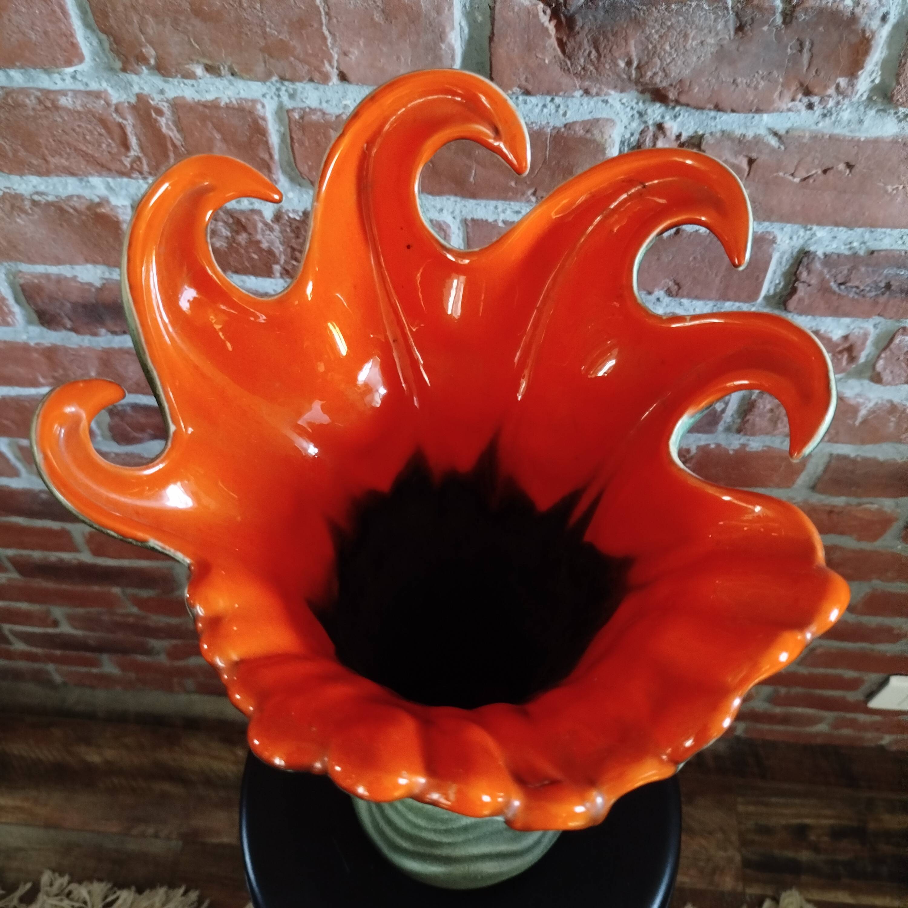 Anemone vase from the 60s/70s.