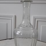 Carafe en verre moulé fin XIXème
