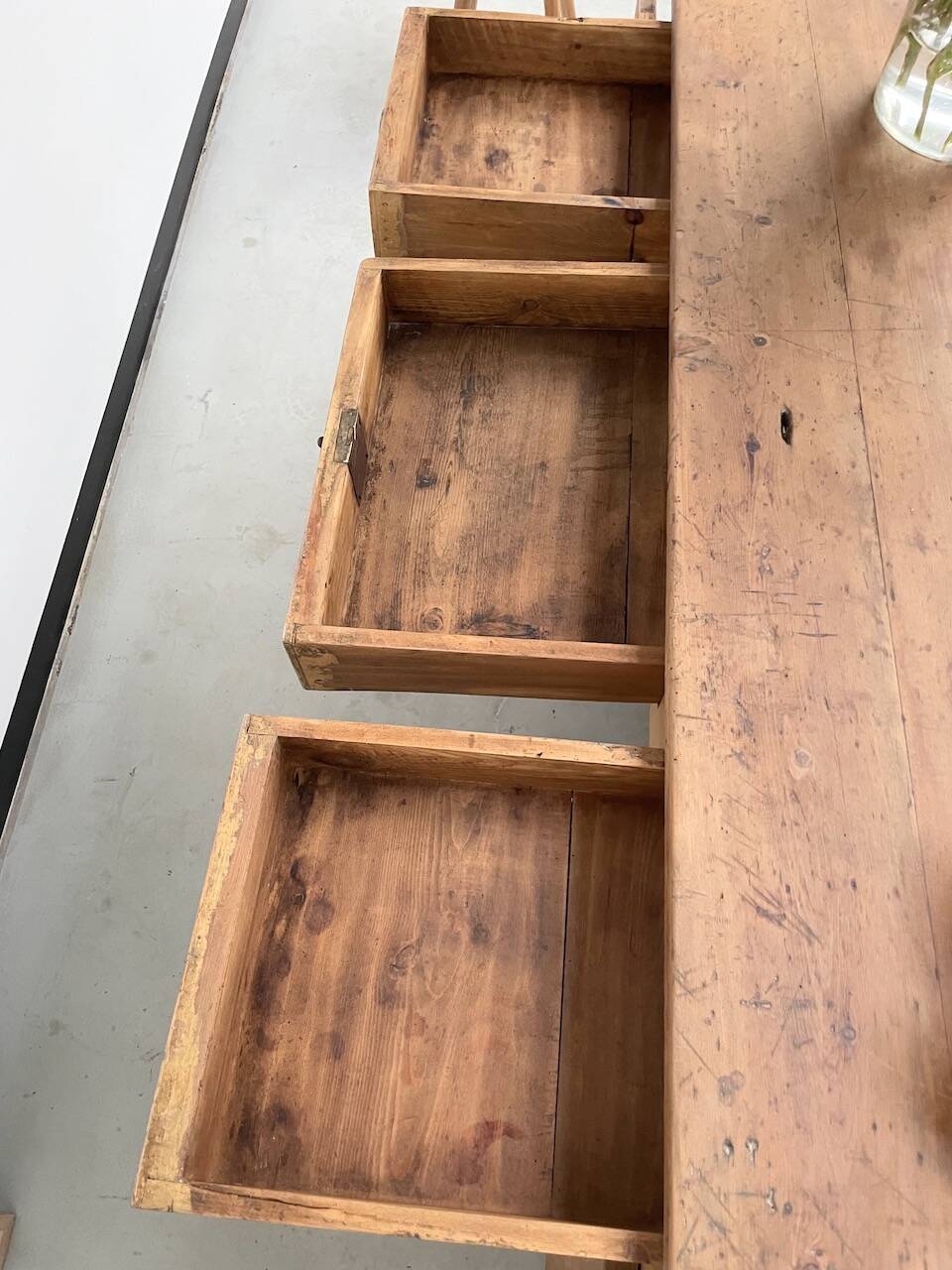 Yellow patina commercial counter from the 50s