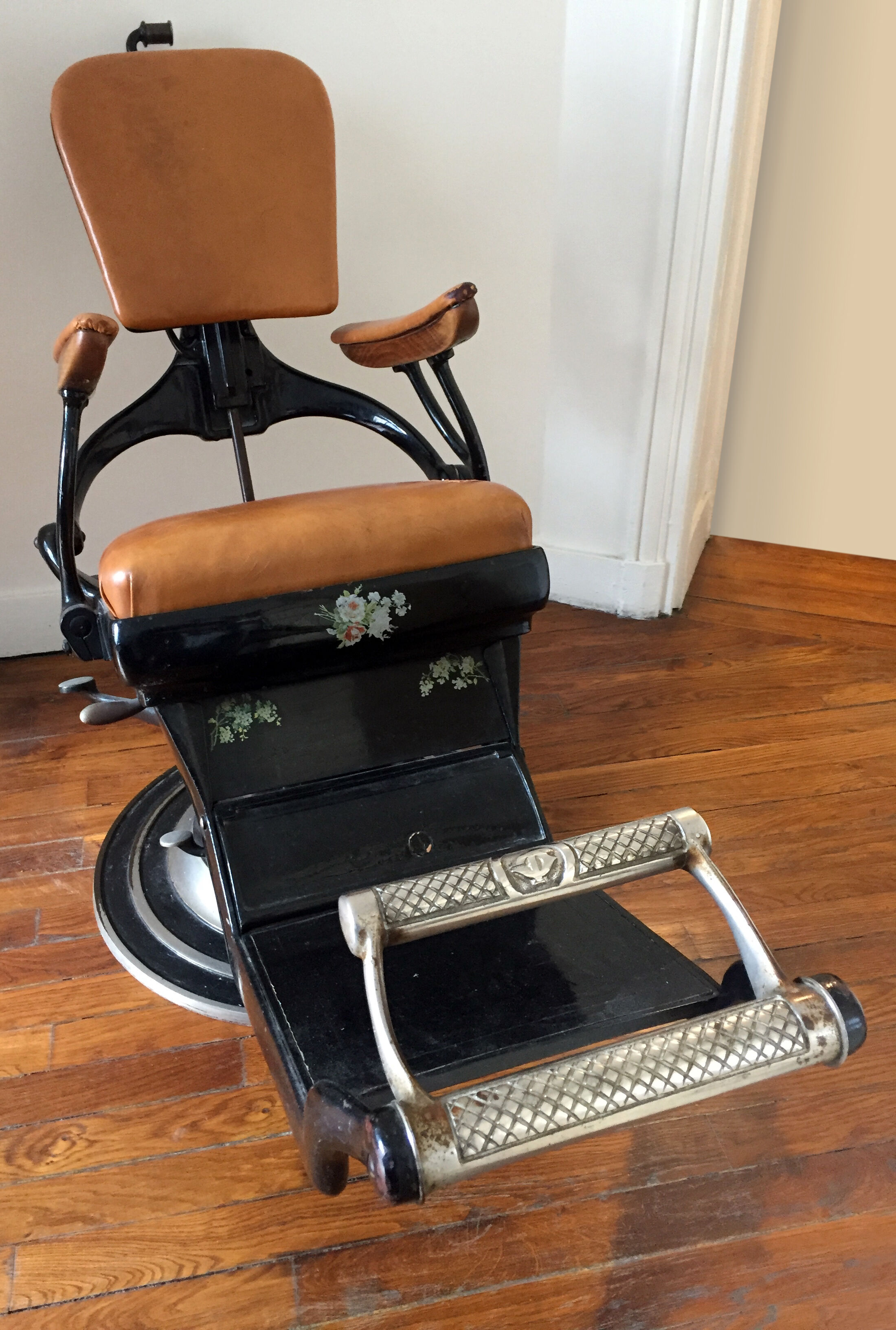 Barber chair