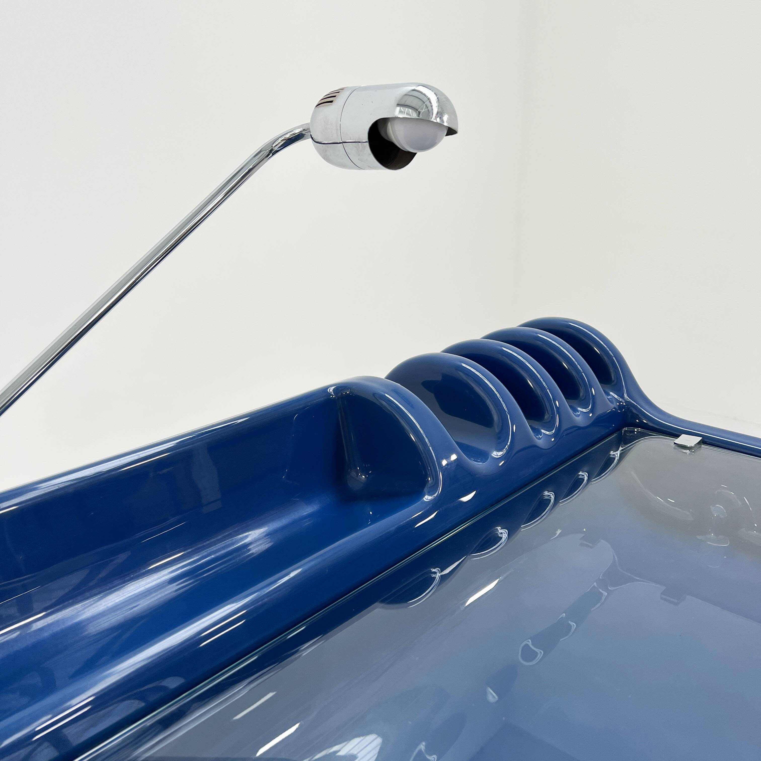 Orix blue desk by vittorio parigi & nani prina for molteni, 1970