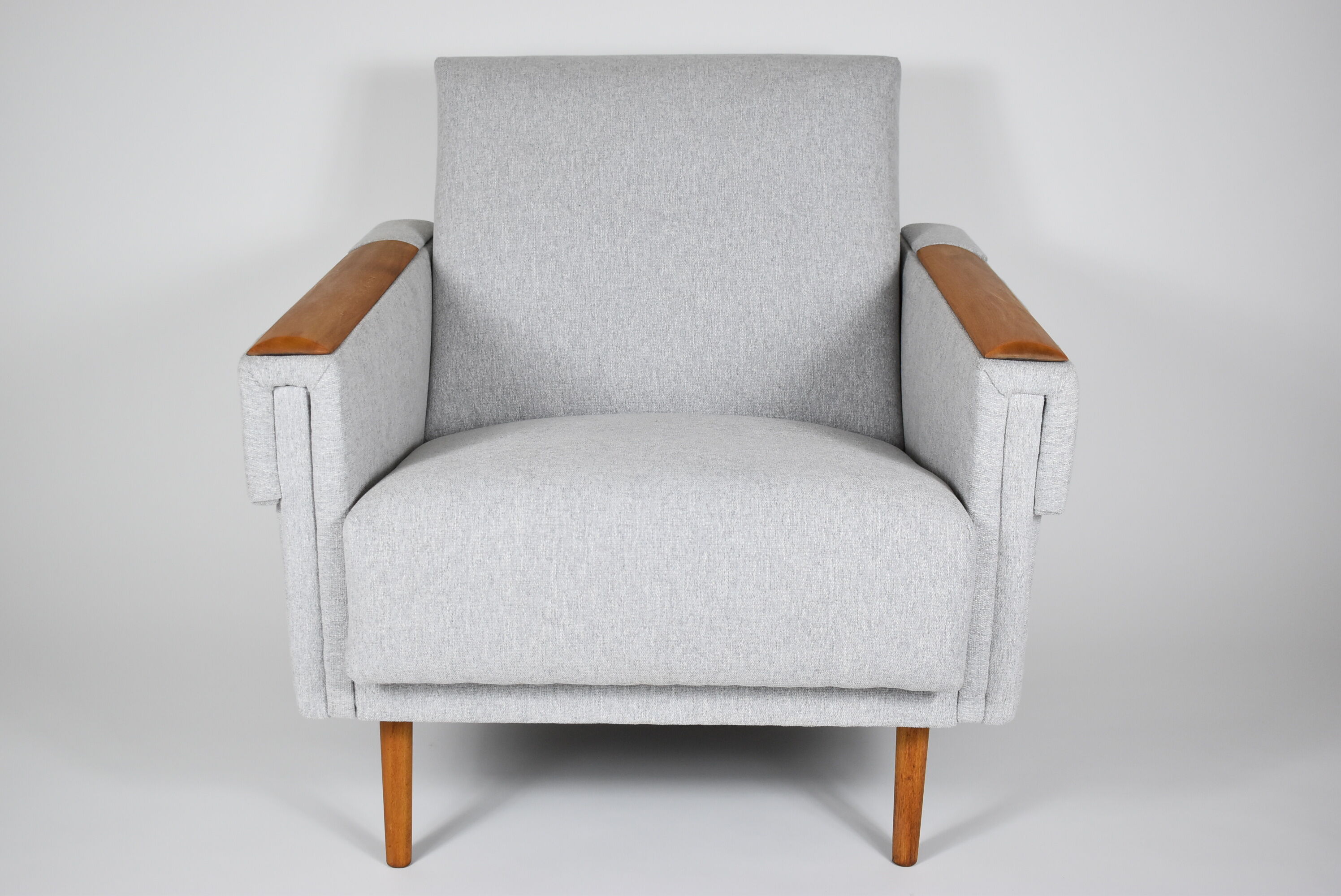 Mid-century modern armchair, restored, 1960, light grey fabric