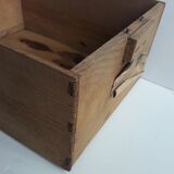 Caisse bois laiterie Charentes