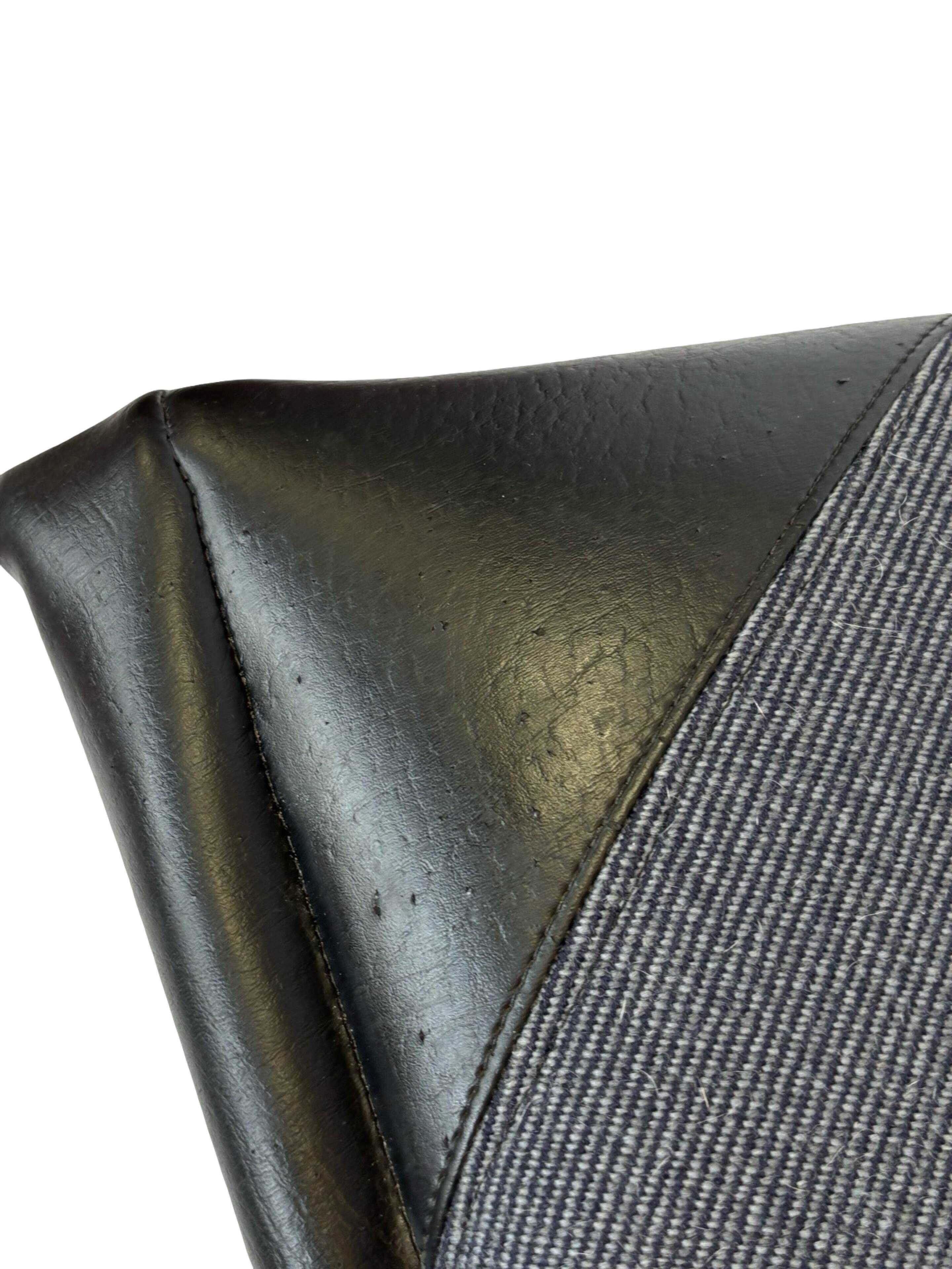 Vintage Flyer armchair Pierre Mazairac and Karel Boonzaadjer