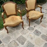 Paire de fauteuils style Louis XV