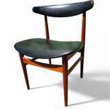 Set of 4 Scandinavian chairs