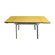 Table en formica jaune