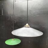 Suspensions in enamelled sheets