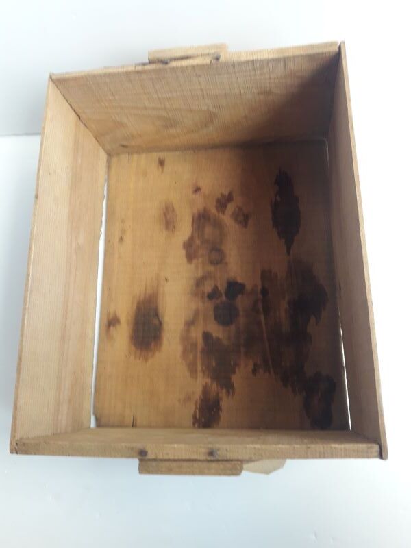 Dairy wood box Charentes