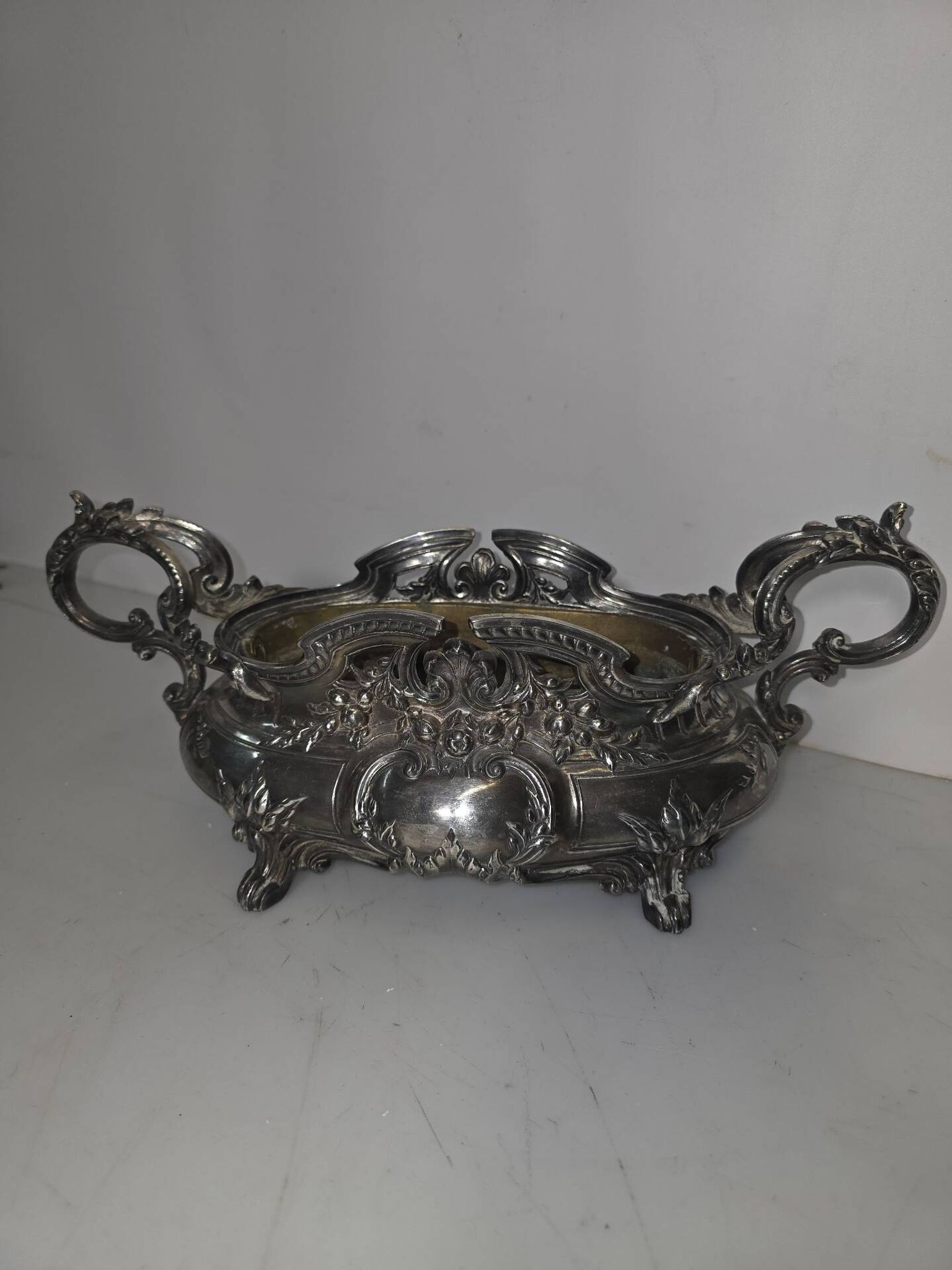 Silver-plated jardinière centrepiece in Louis XV style