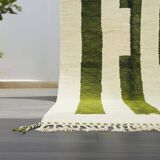 Handmade pure wool rug, size 160 x 250 cm