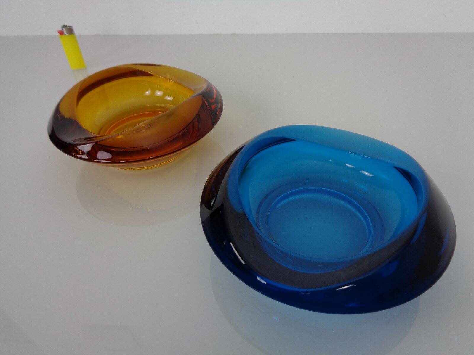 Amber and Blue Sklo Union Glass Ashtrays by Rudolf Jurnikl, Czechoslovakia, 1960s, Set of 2