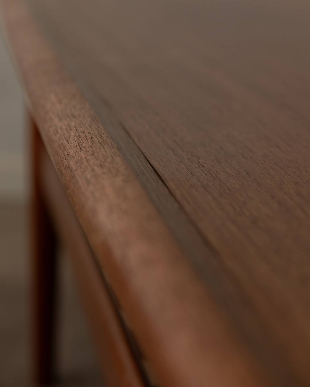 Table basse en teck danois par Grete Jalk avec cadre à lattes, années 1960.