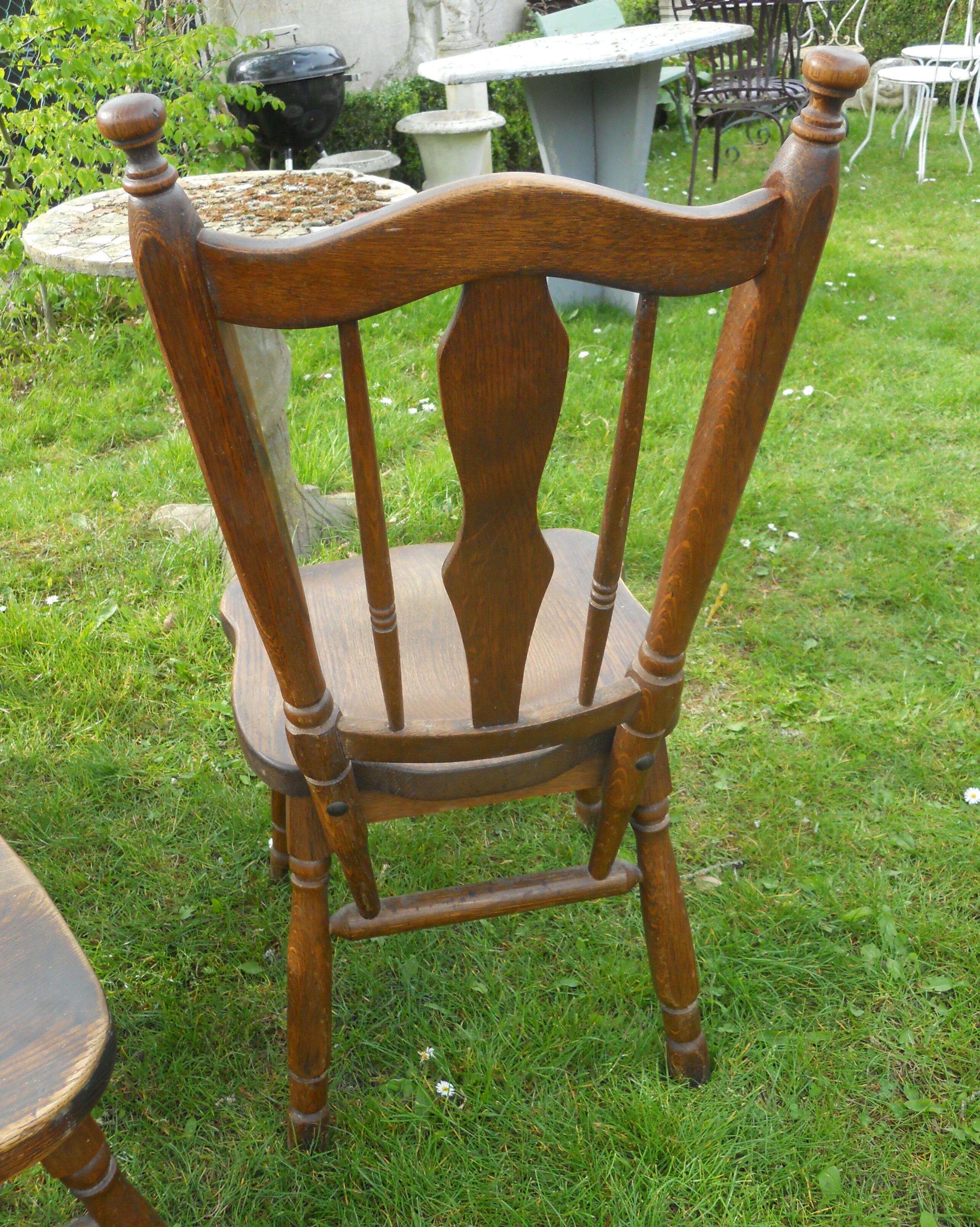 Suite de 4 chaises windsor