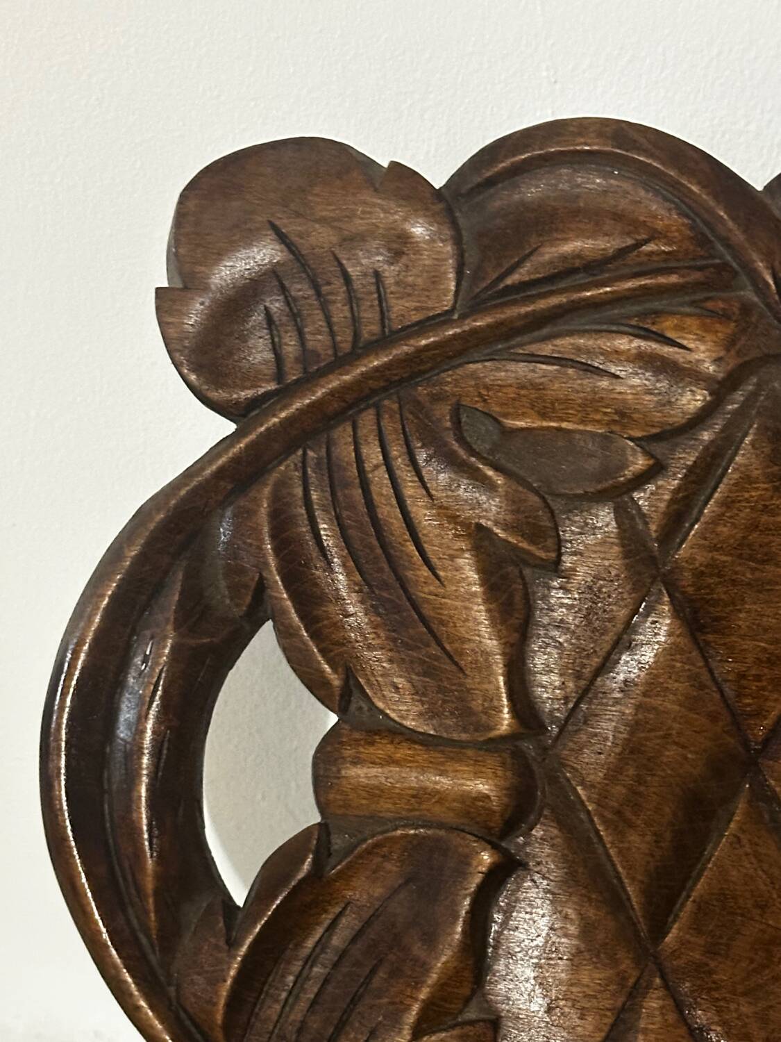 Basket or Pocket Emptying from the 1950s in Carved Wood signed A. Bouchez