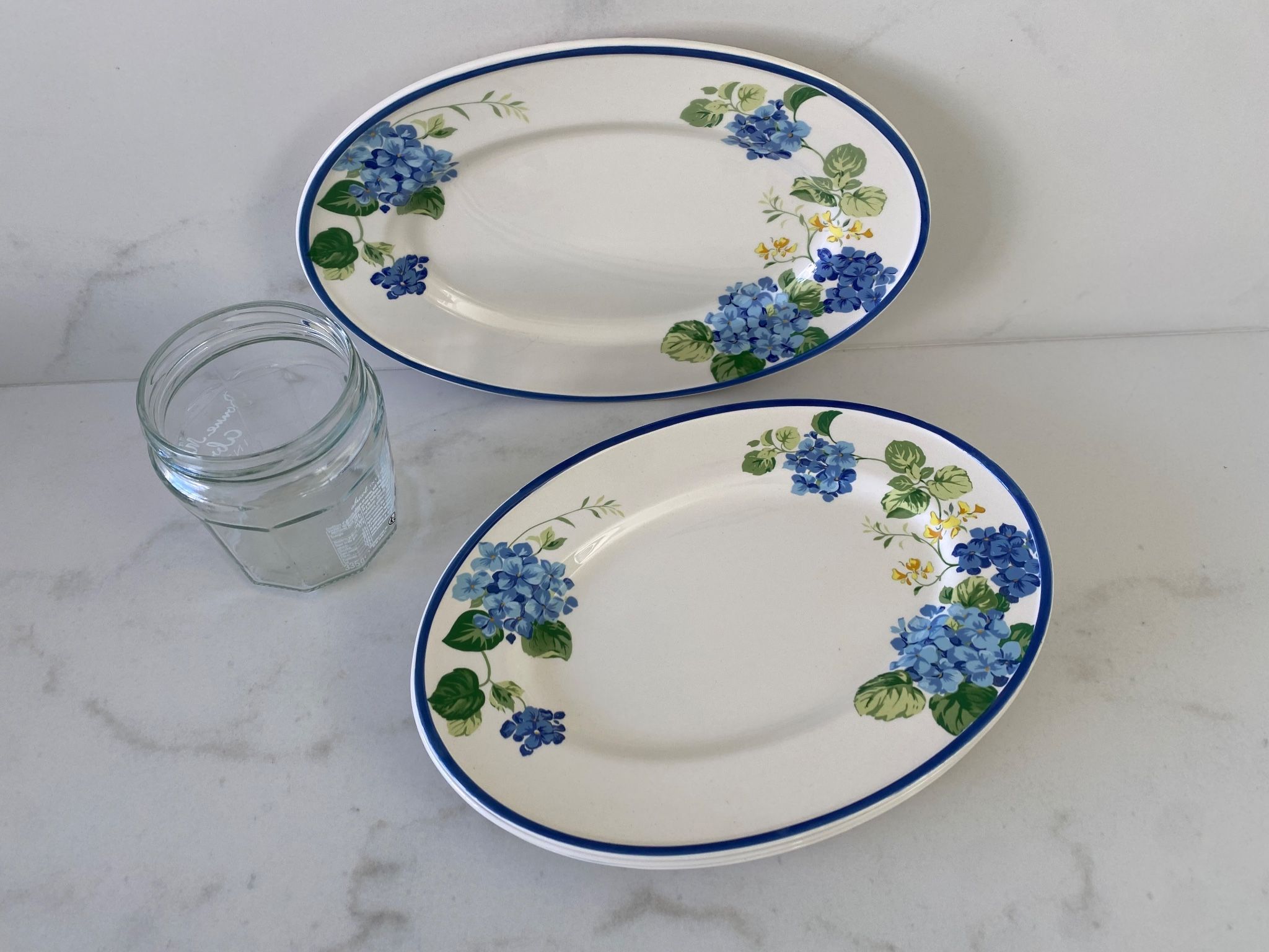 "Hortensia" table service from Luneville, earthenware, 80 pieces