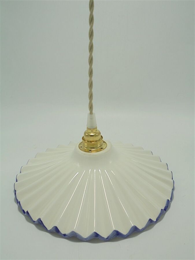 Ceramic pendant lamp