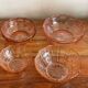 Coupelles roses en verre de Reims