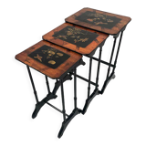 Series of three nesting tables, lacquer decorated with trendy birds and marquetry. circa 1900