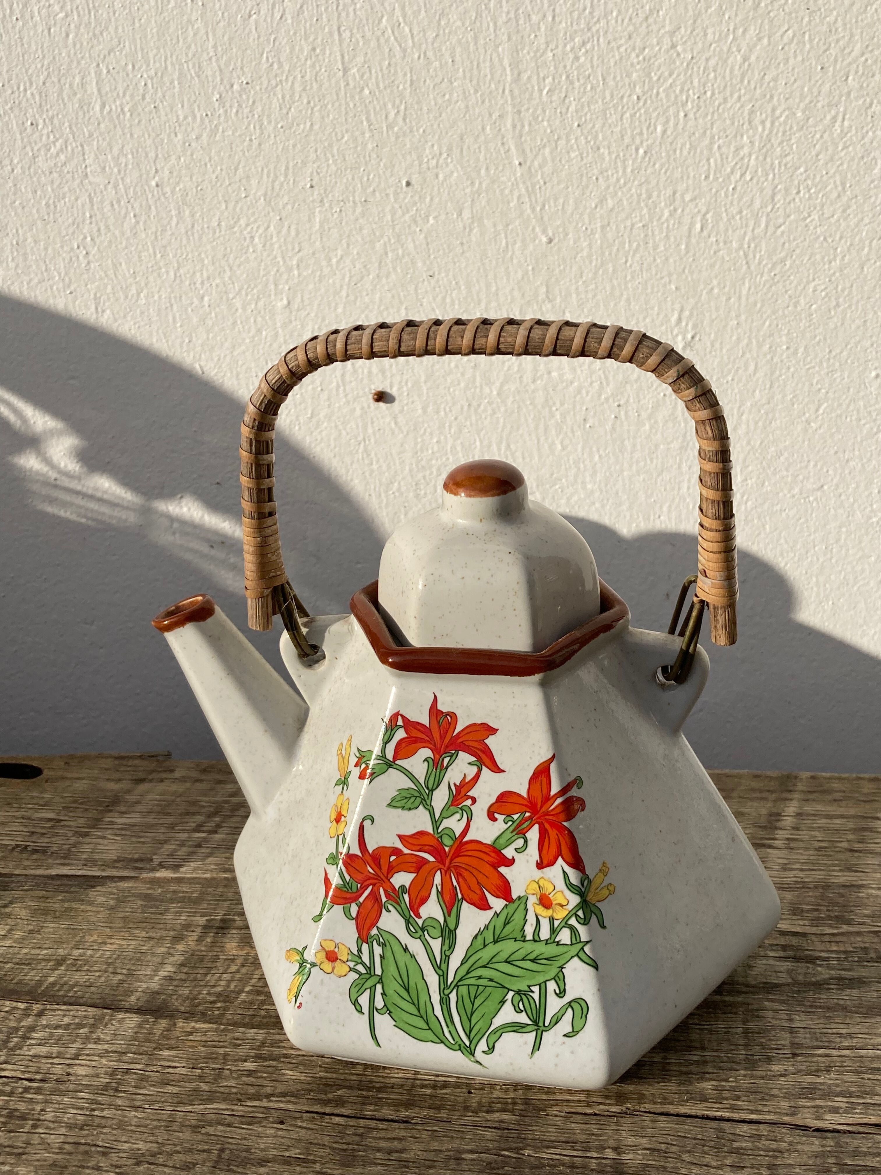 Japanese teapot 80s with flower and bamboo decoration