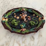 Plat en barbotine décor de coquillages et de lézard Palissy