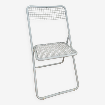 Folding metal chair